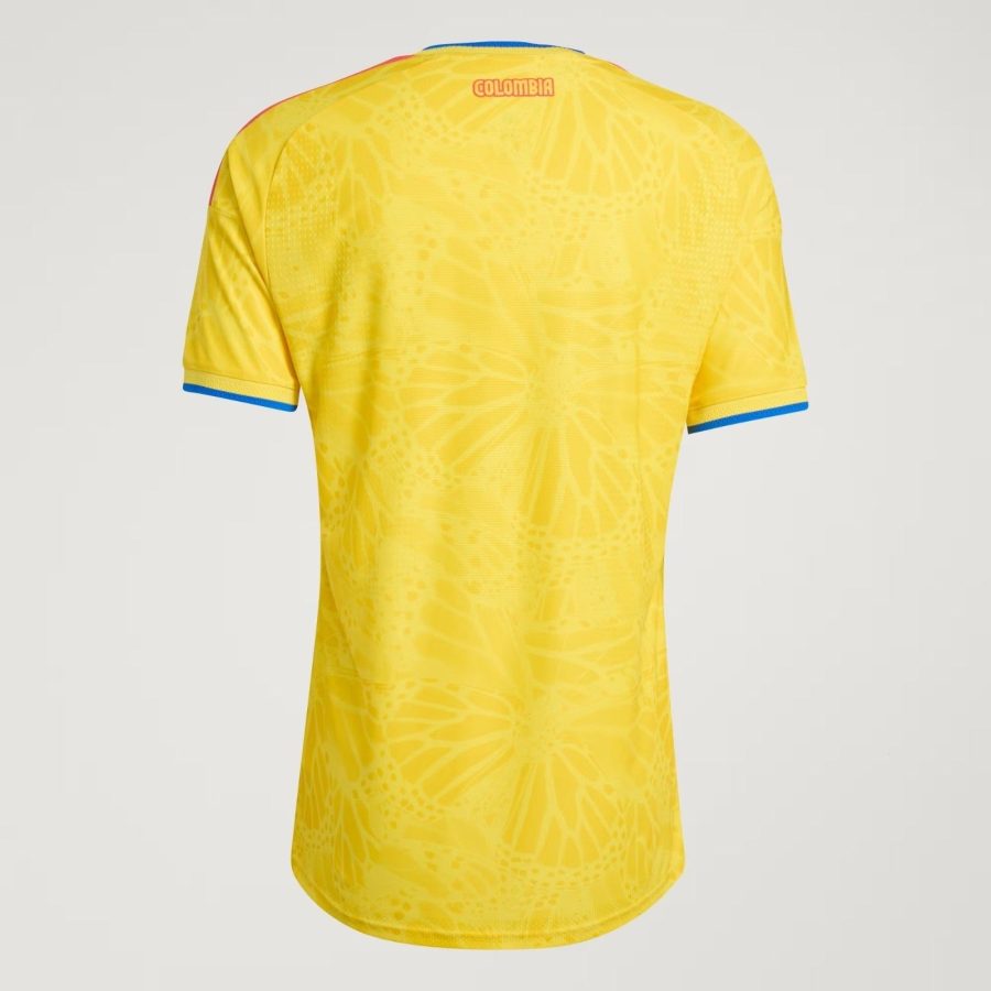 maillot domicile Colombie 2026 jaune bleu rouge tenue officielle football