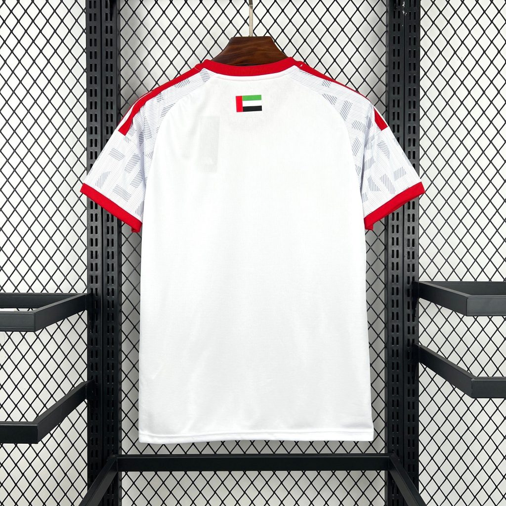 Maillot domicile équipe nationale des Émirats arabes unis saison 2026