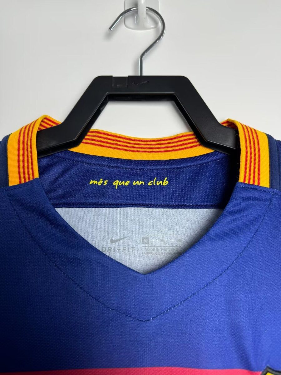 maillot domicile FC Barcelone saison deux mille quinze deux mille seize