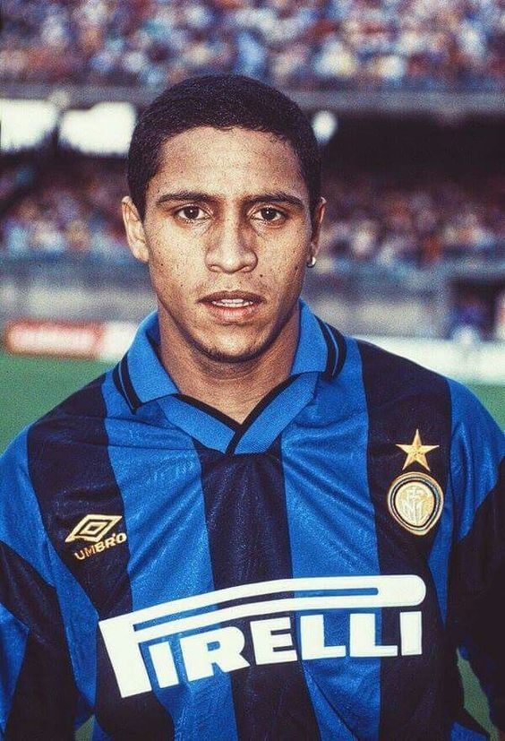 maillot-domicile-inter-milan-saison-1995-1996 maillot domicile Inter Milan saison 1995 1996