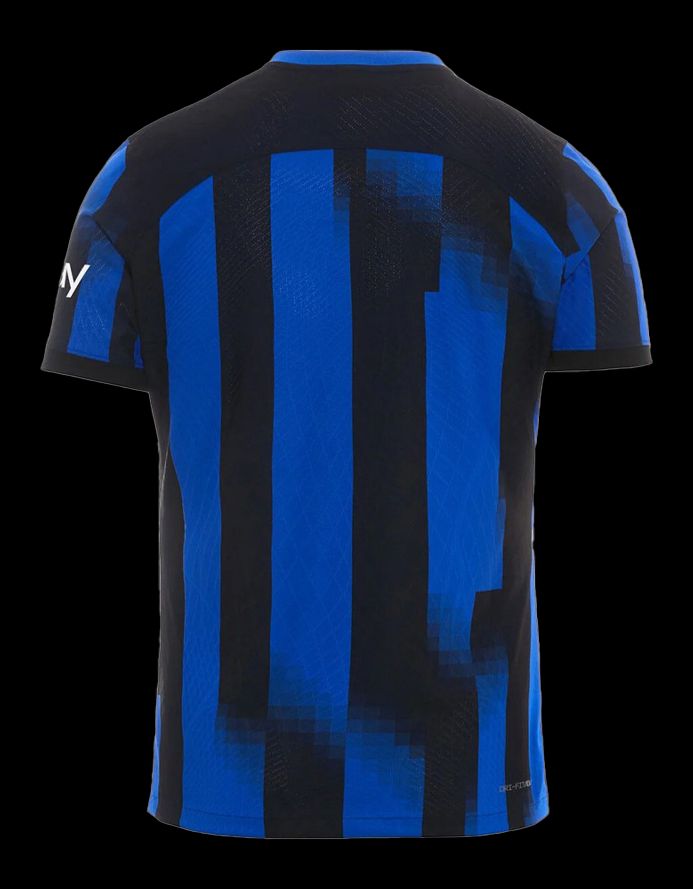 maillot-domicile-inter-milan-saison-2023-2024-bleu-et-noir-officiel maillot domicile Inter Milan saison 2023 2024 bleu et noir officiel