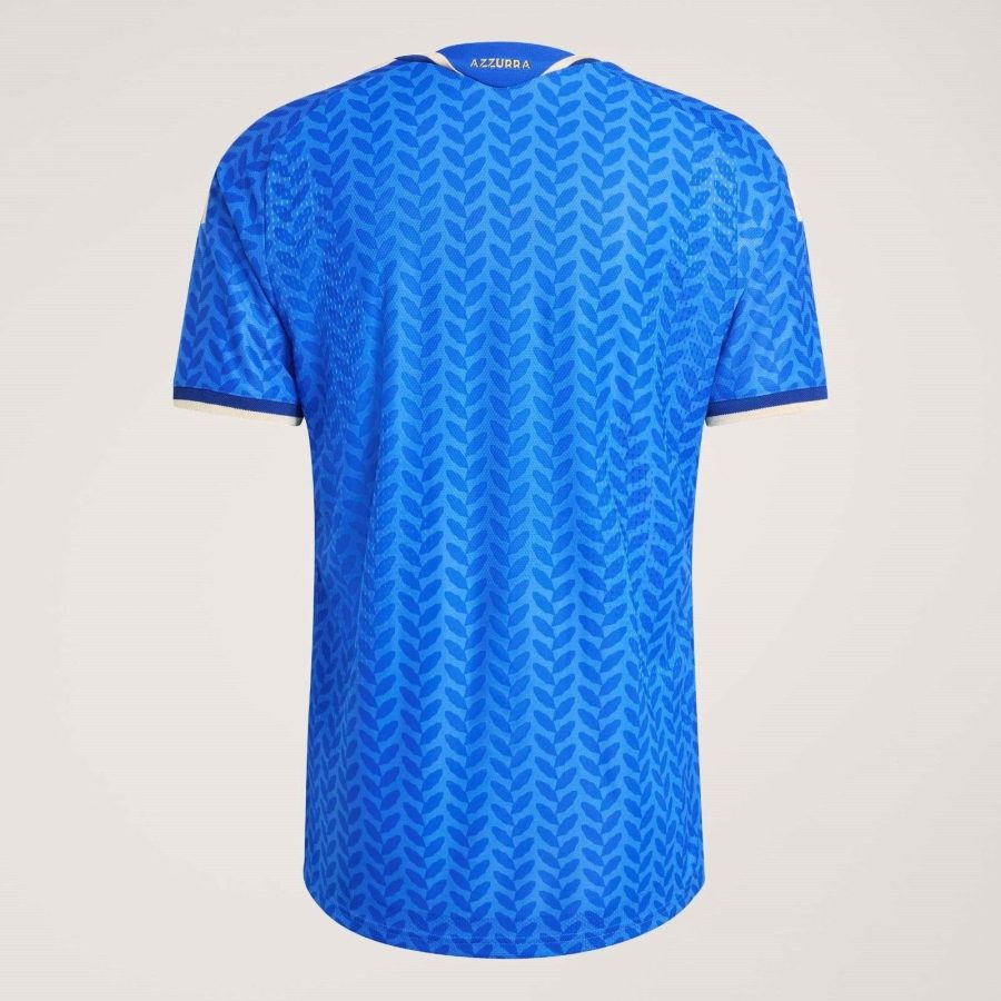 Maillot domicile Italie saison deux mille vingt six tenue officielle équipe nationale