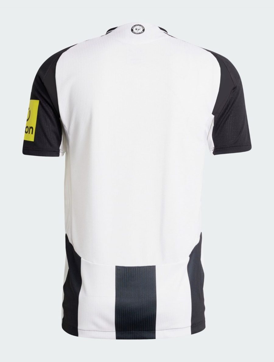 maillot domicile Newcastle United saison vingt vingt quatre vingt vingt cinq noir et blanc