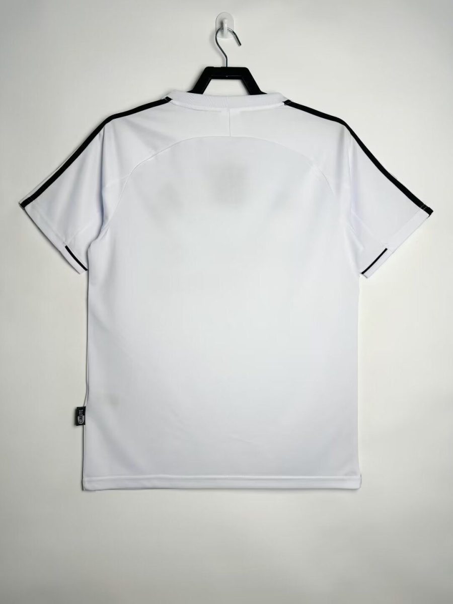 Maillot domicile Real Madrid saison 2003 2004 blanc
