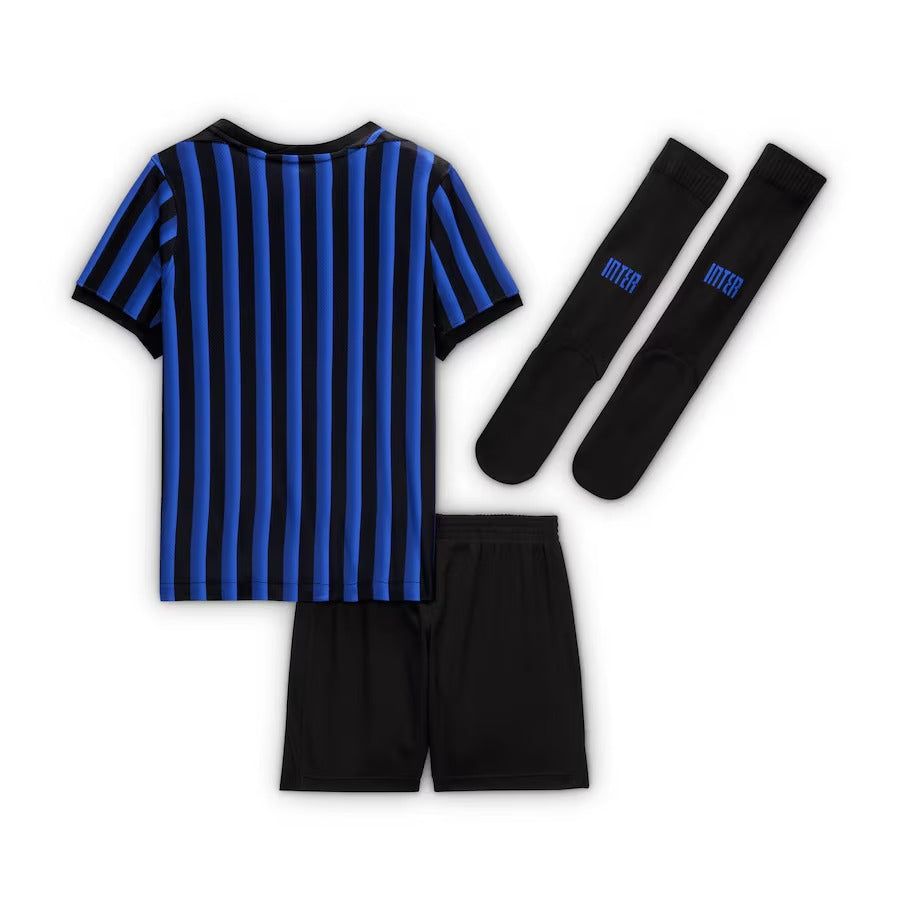 maillot-enfant-inter-milan-domicile-saison-2025-2026-avec-short-et-chaussettes maillot enfant Inter Milan domicile saison 2025 2026 avec short et chaussettes