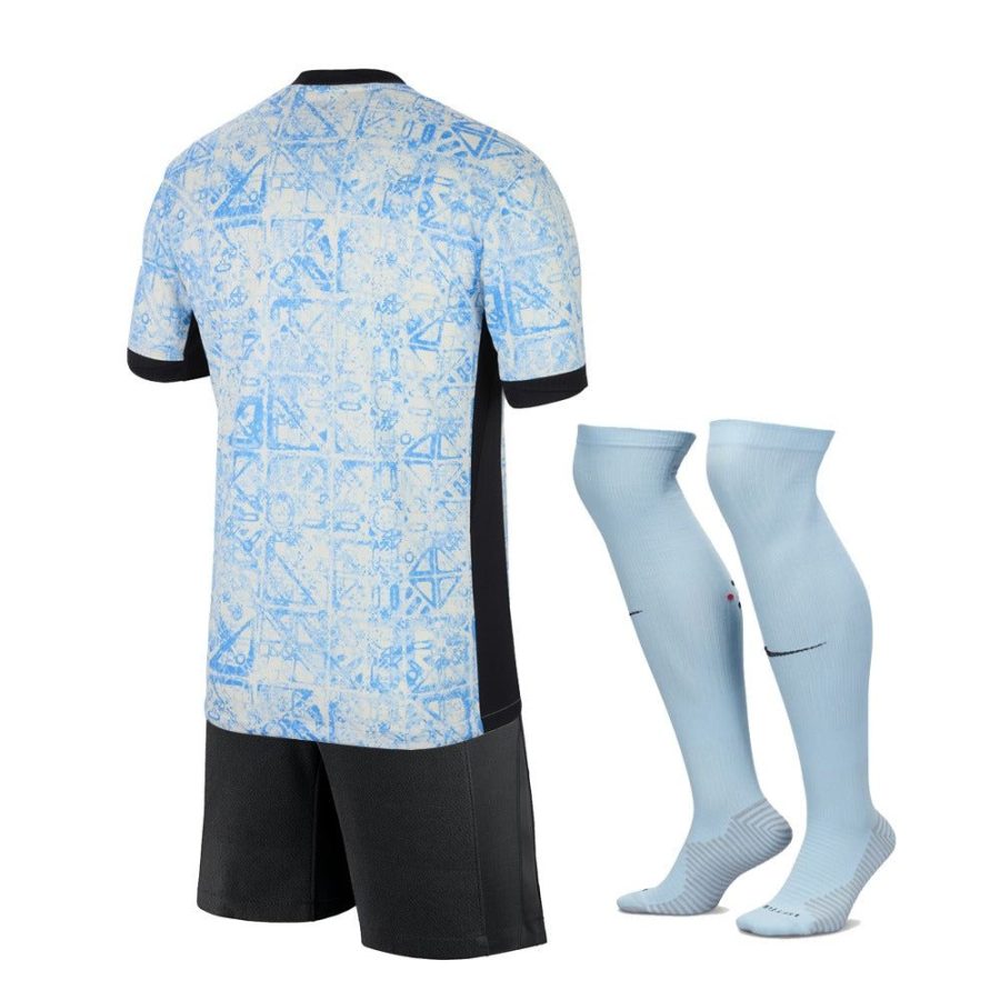 maillot-enfant-portugal-exterieur-saison-2024-tenue-de-football maillot enfant Portugal extérieur saison 2024 tenue de football