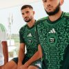 Maillot extérieur Algérie saison 2024 2025 pour supporter les Fennecs