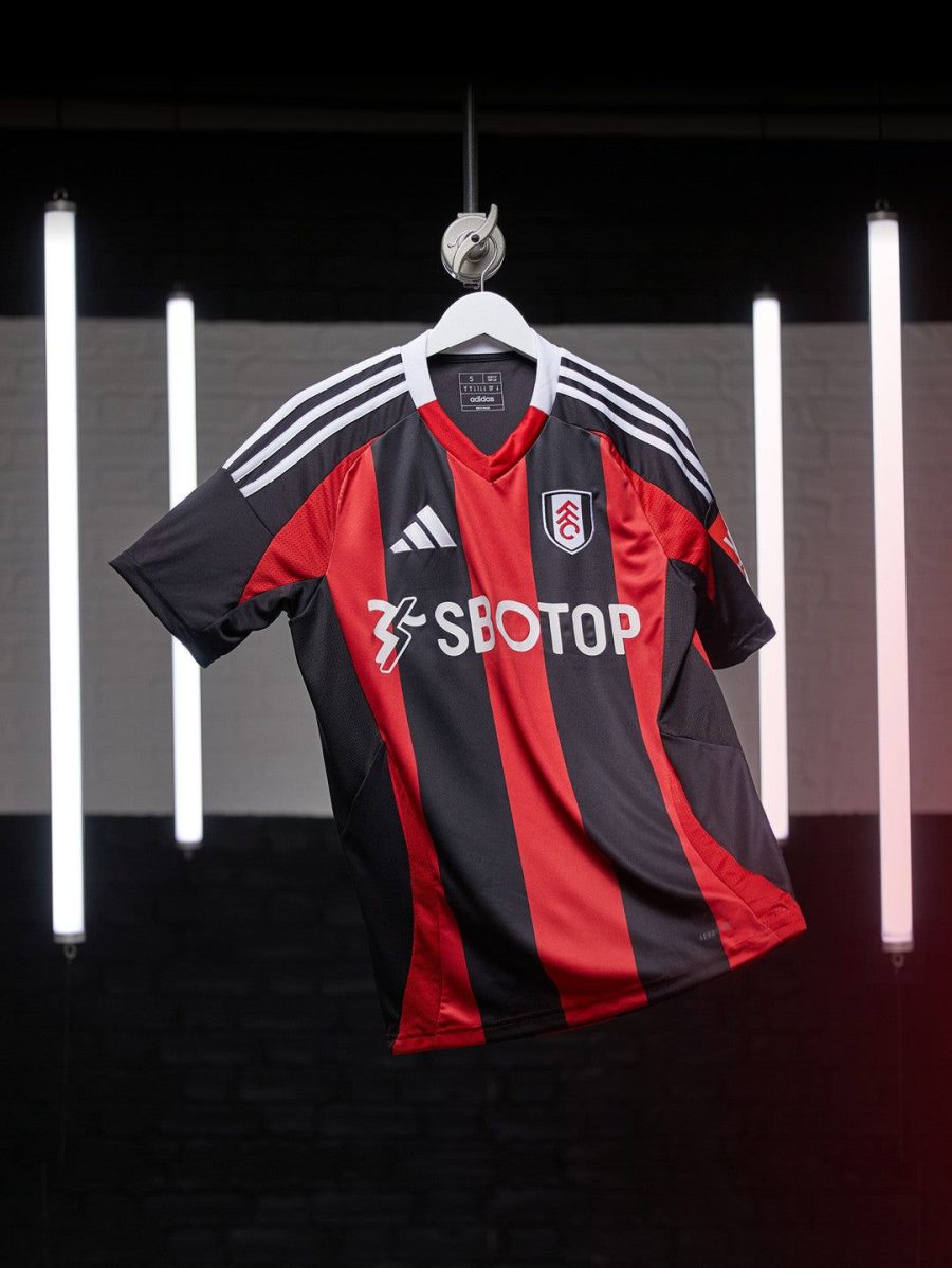 maillot-exterieur-fulham-saison-2024-2025-tenue-officielle-de-football Maillot extérieur Fulham saison 2024 2025 tenue officielle de football