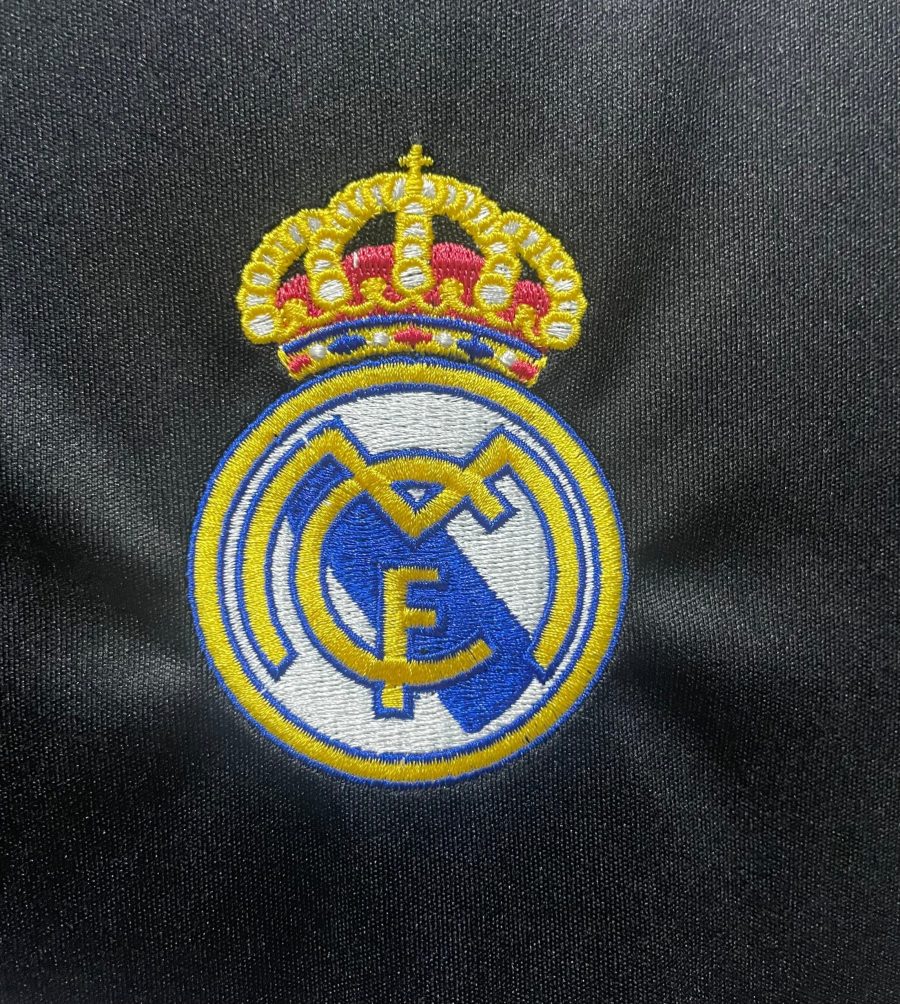 maillot-exterieur-real-madrid-saison-2009-2010 maillot extérieur Real Madrid saison 2009 2010