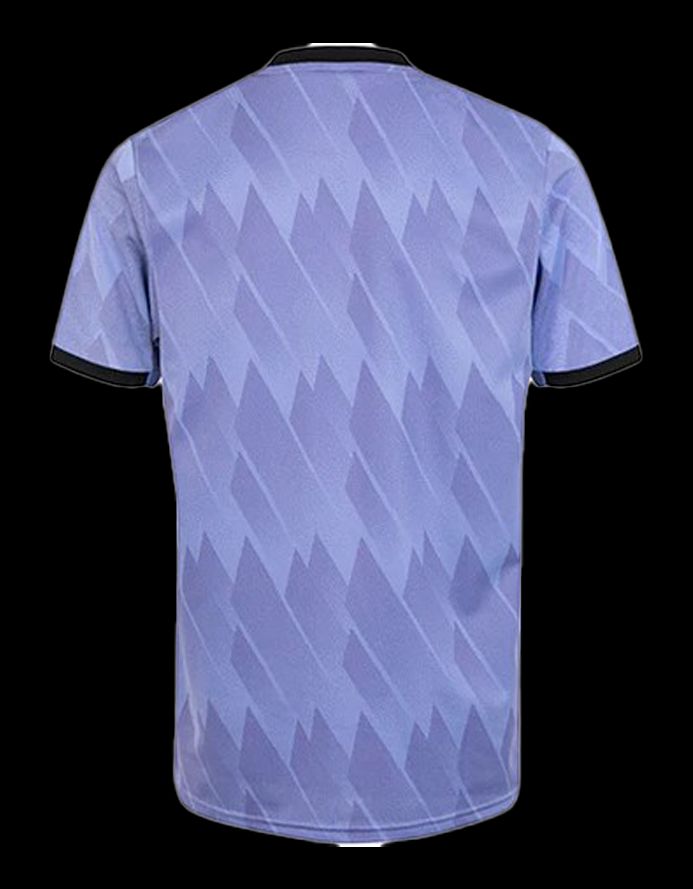 maillot extérieur Real Madrid saison 2022 2023 tenue officielle football