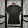 Maillot football Inter Milan design pink snake rose pour supporters Nerazzurri