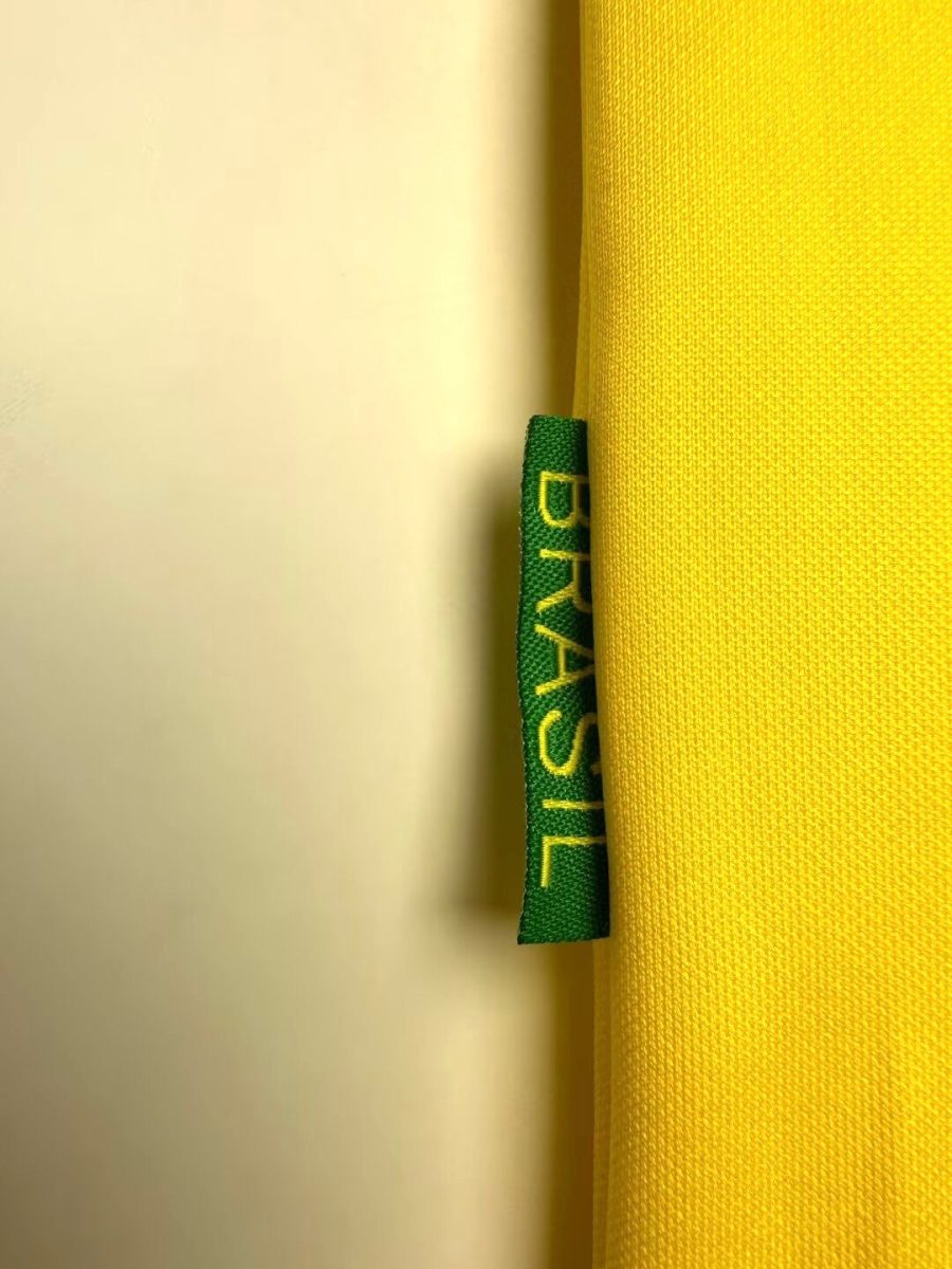 maillot rétro sélection brésilienne couleur jaune domicile 1997
