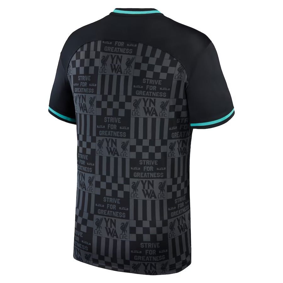 maillot spécial Liverpool saison 2023 2024 rouge tenue officielle football