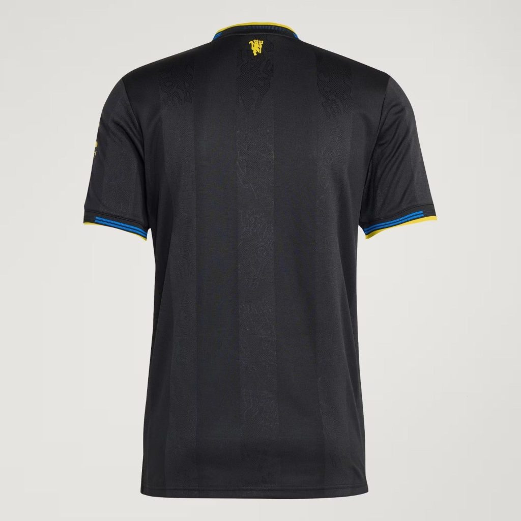 Maillot third Manchester United saison 2025 2026 tenue extérieure officielle