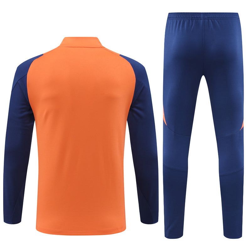 survetement-haut-bas-manchester-united-saison-2024-2025-tenue-de-football survêtement haut bas Manchester United saison 2024 2025 tenue de football