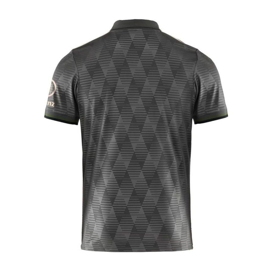 tenue de football Bayern Munich spéciale Oktoberfest maillot domicile saison deux mille vingt quatre deux mille vingt cinq