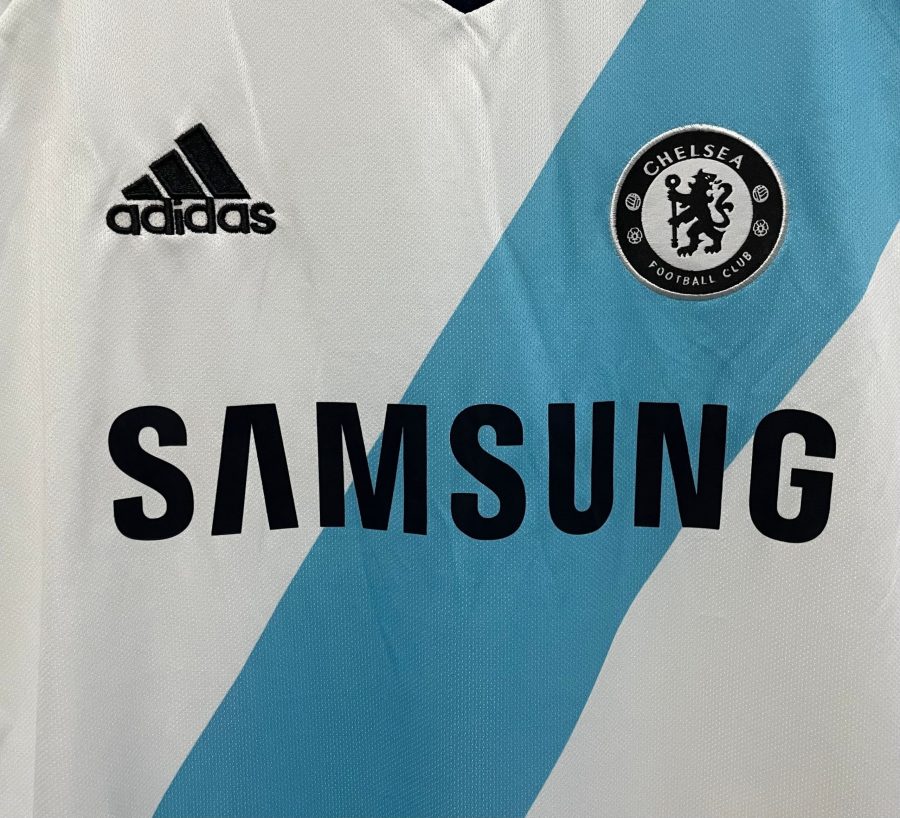 tenue-de-football-chelsea-bleu-domicile-exterieur-deux-mille-douze-deux-mille-treize tenue de football Chelsea bleu domicile extérieur deux mille douze deux mille treize