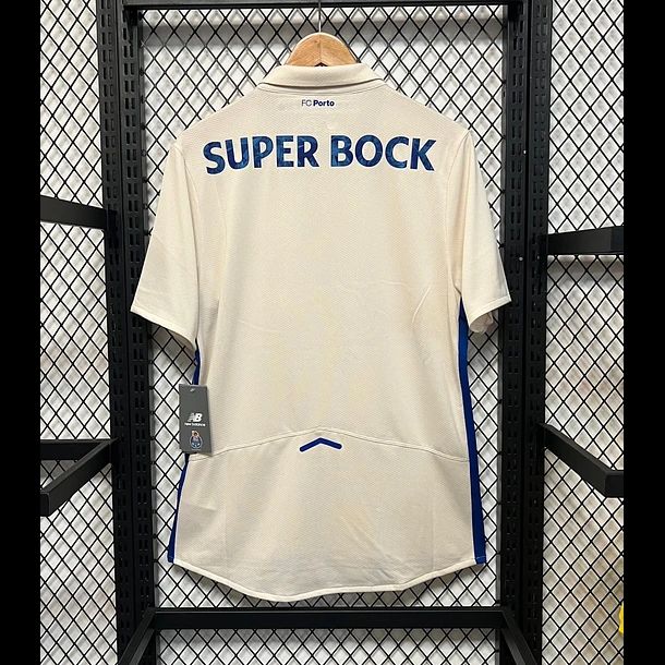 tenue-de-football-fc-porto-troisieme-maillot-collection-deux-mille-vingt-cinq-deux-mille-vingt-six Tenue de football FC Porto troisième maillot collection deux mille vingt cinq deux mille vingt six