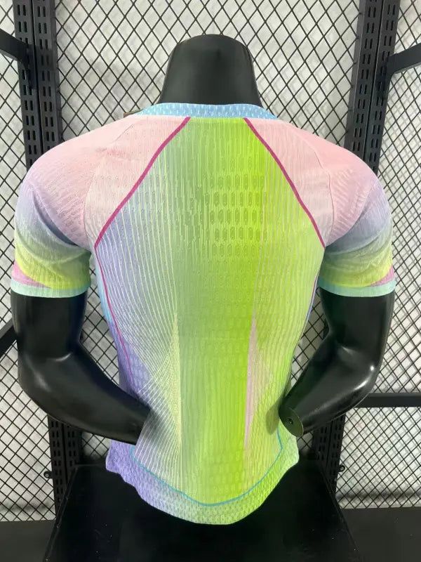 Tenue domicile Barça édition collector 2025 2026 avec écusson du club