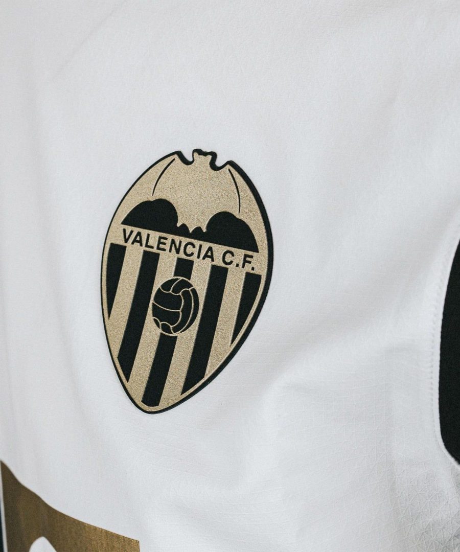 tenue domicile Valencia Club de Futbol 2024 2025 maillot de football