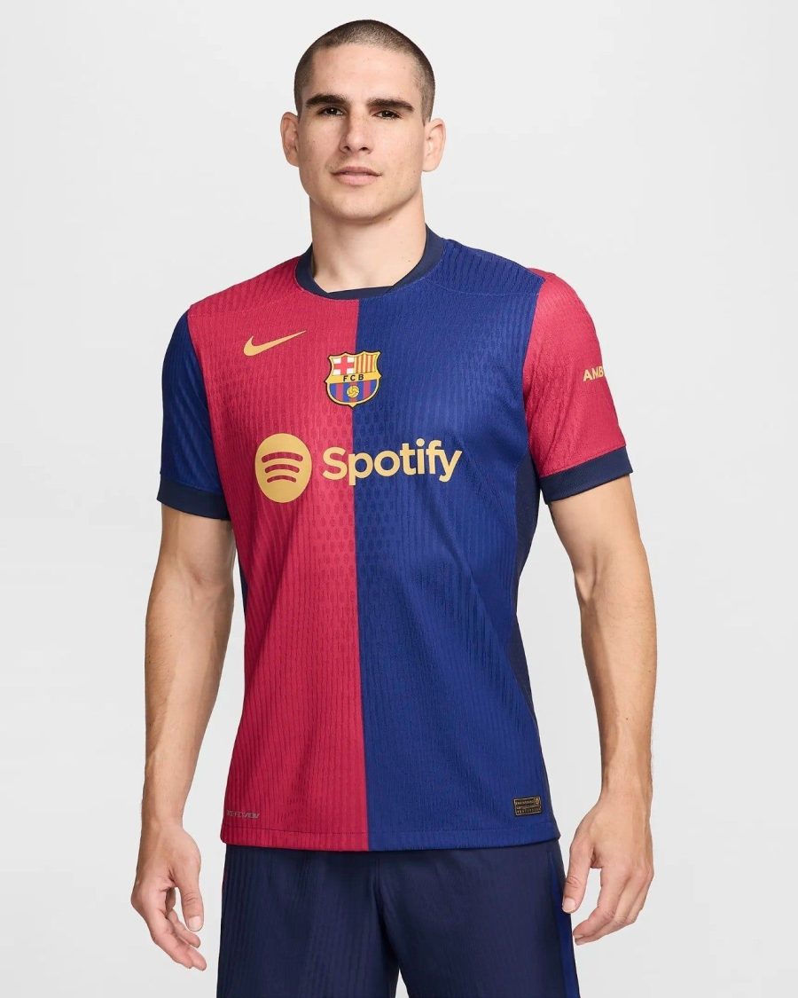 tenue officielle Barça à domicile édition 2024 2025