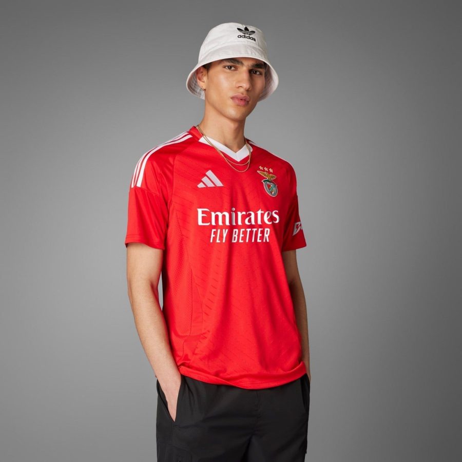tenue officielle Benfica rouge pour supporter version home 2024 2025