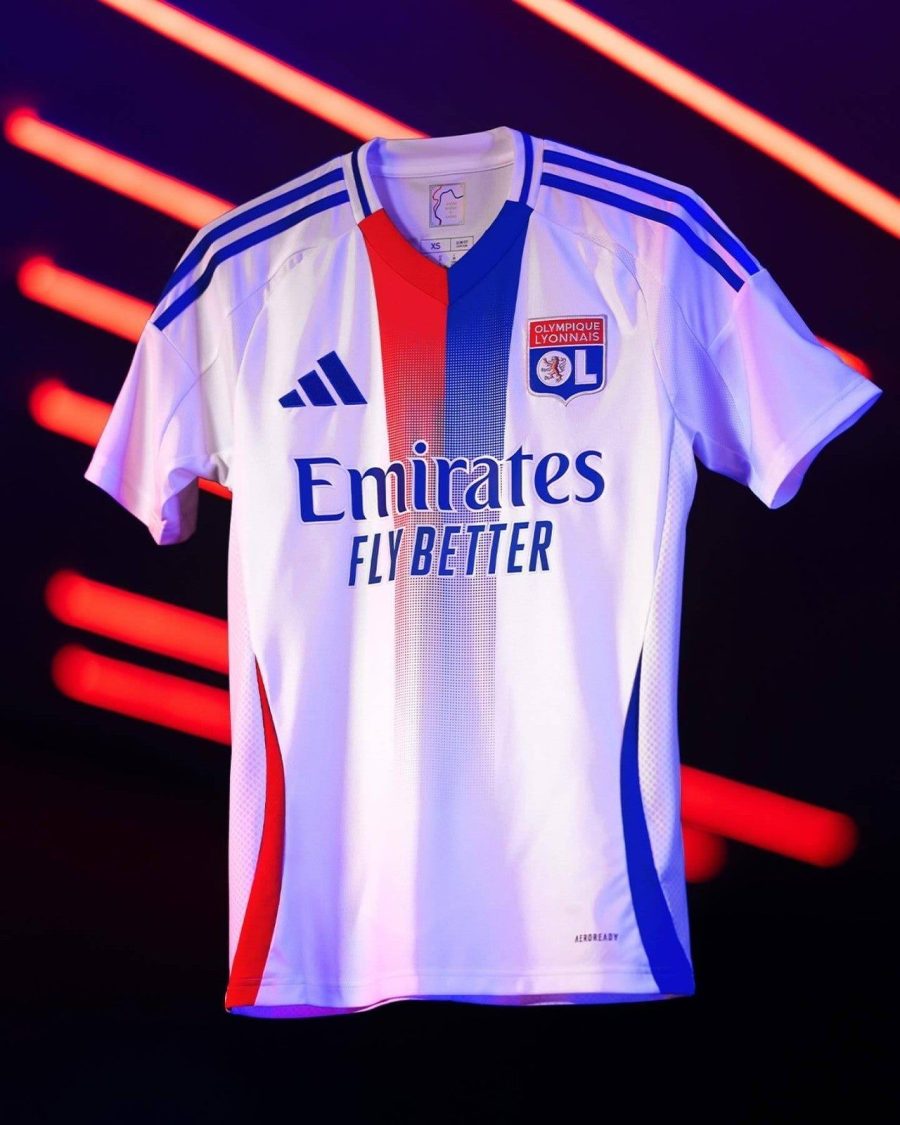 tenue officielle ol domicile nouveau maillot supporter rouge et bleu