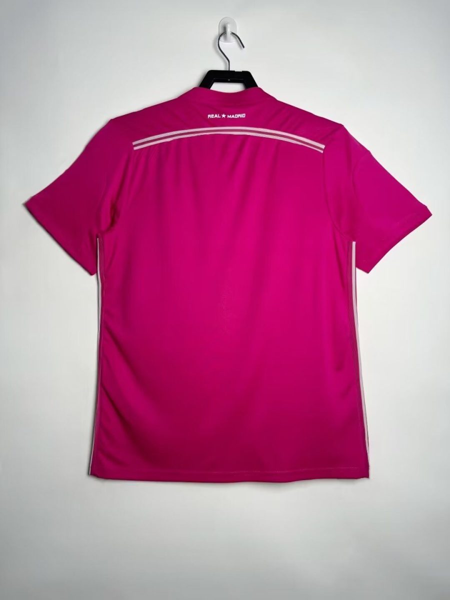 tenue-officielle-real-madrid-a-l-exterieur-2014-2015-pour-supporter Tenue officielle Real Madrid à l extérieur 2014 2015 pour supporter