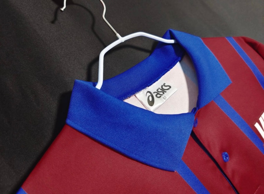2015C639-F99C-407B-9D5E-E1DAF08A1D94.jpg Maillot Bordeaux Domicile 1993/94