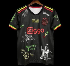 Maillot Ajax Amsterdam 2022-2023 édition spéciale One Love