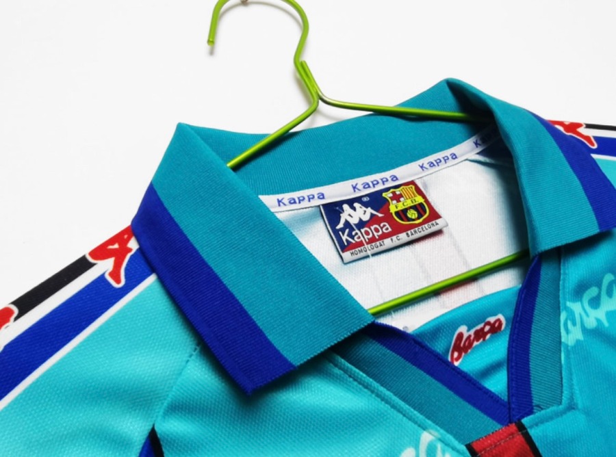 27E69514-EBD9-4503-B413-EA5AE5376205.jpg Maillot FC Barcelone Extérieur 1996/97