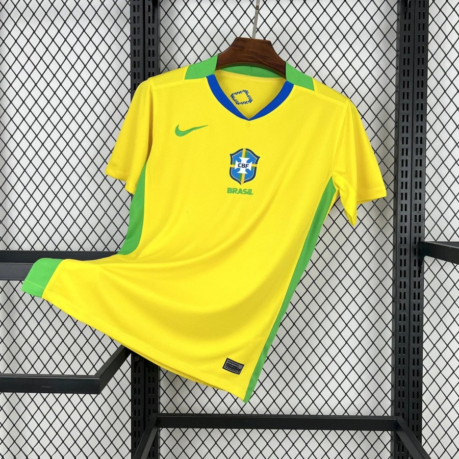 Maillot Brésil Domicile 2025-2026 Football