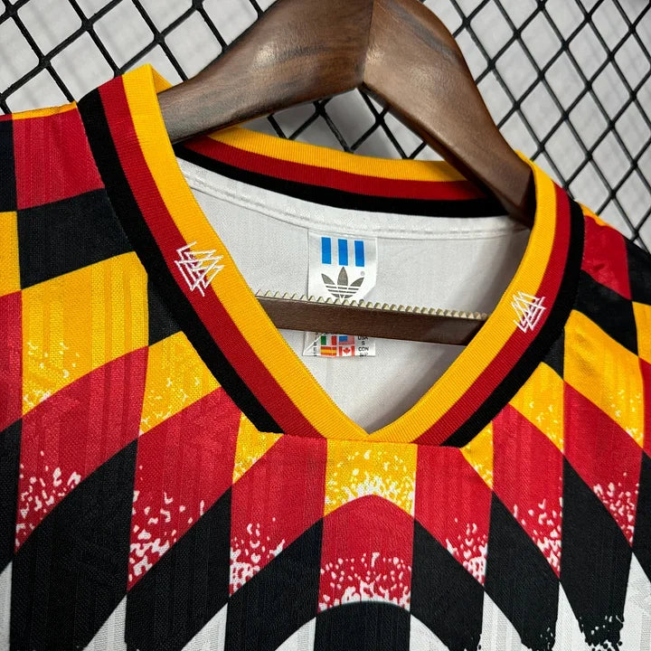 309a10af17bd0fdf676510e7c22bb184.jpg Maillot Rétro Allemagne 1994