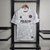 37B95DABC420A648274D7FF4C6301911_540x_eeb54422-5221-4db7-bb79-8abab0fceba3.jpg Maillot Inter Miami 2023-2024 Édition Limitée Gris