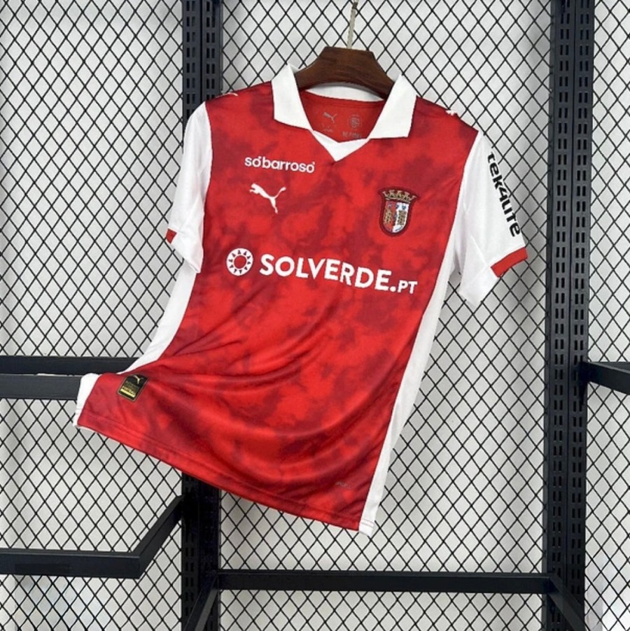 47867B5F-EFC5-4104-BC9B-DFE05668B277.jpg Maillot SC Braga Domicile 2025/26