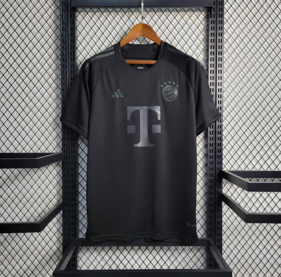 66E6756D-6AE0-4093-A59C-13A10FB289CF.jpg Maillot FC Bayern Munich 2022/23 Concept