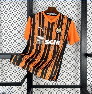 74FEE436-CBBE-4054-8CAB-8F73558611A7.jpg Maillot Chakhtar Donetsk Domicile 2025/26