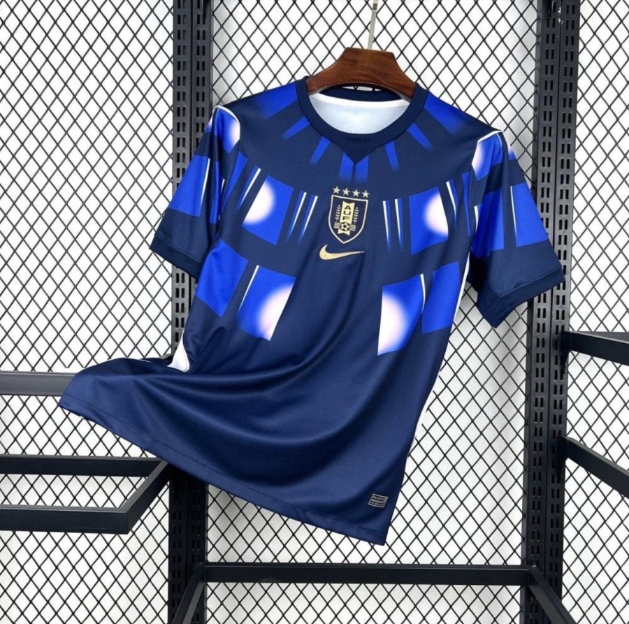 78CF11B3-AB07-402C-824A-CA6A0B5EE4B7.jpg Maillot Uruguay Extérieur 2026