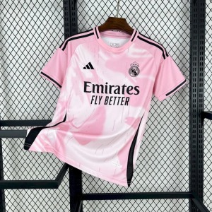 8256a8b63b9fd36236e6c0cdb144a503_1.jpg Maillot Real Madrid Concept Rose & Blanc 2025