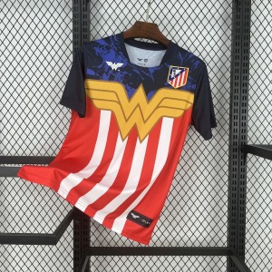 89f55ff2_1b797513-8418-45fa-8167-47d5a086465f.jpg Maillot Atlético Madrid Concept 2025-26