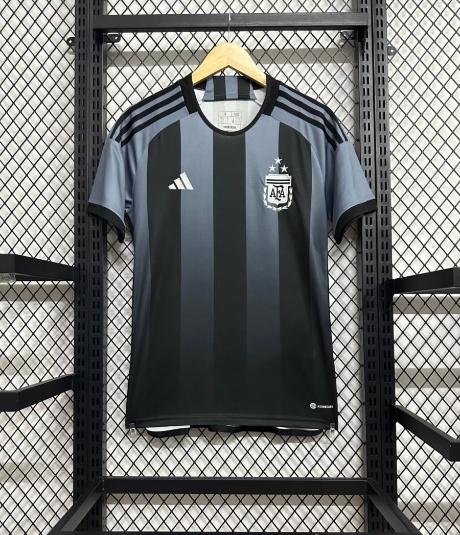 8D0EBDAB-BA7D-411D-87C4-630E2881AF7A.jpg Maillot Argentine Concept 2024