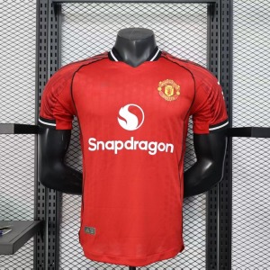 8e5642f17219c60cfaaa384f74156d4b.jpg Maillot Manchester United Home 2025/26 Version Player