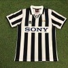 91DA8611-4D25-4F09-9DBB-E3E07A1C40FD.jpg Maillot Juventus 1996/97 Domicile