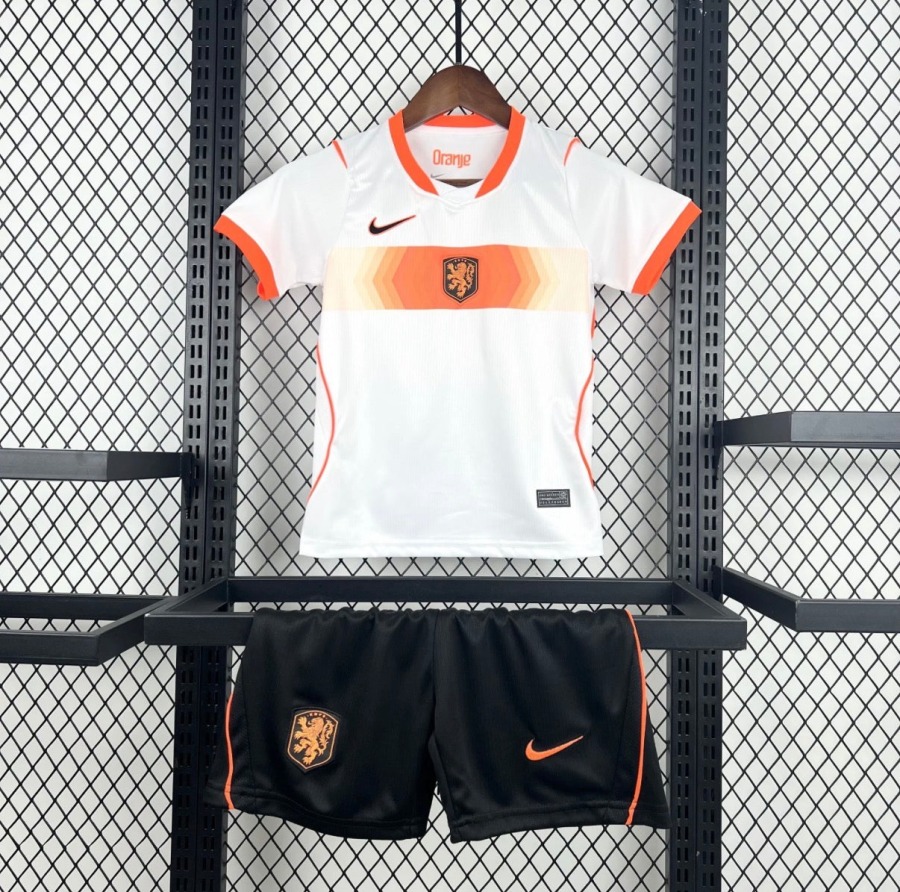 986AE818-BCB4-4FBC-AF21-C9E0FC3782F9.jpg Maillot Pays Bas Enfant Extérieur 2026