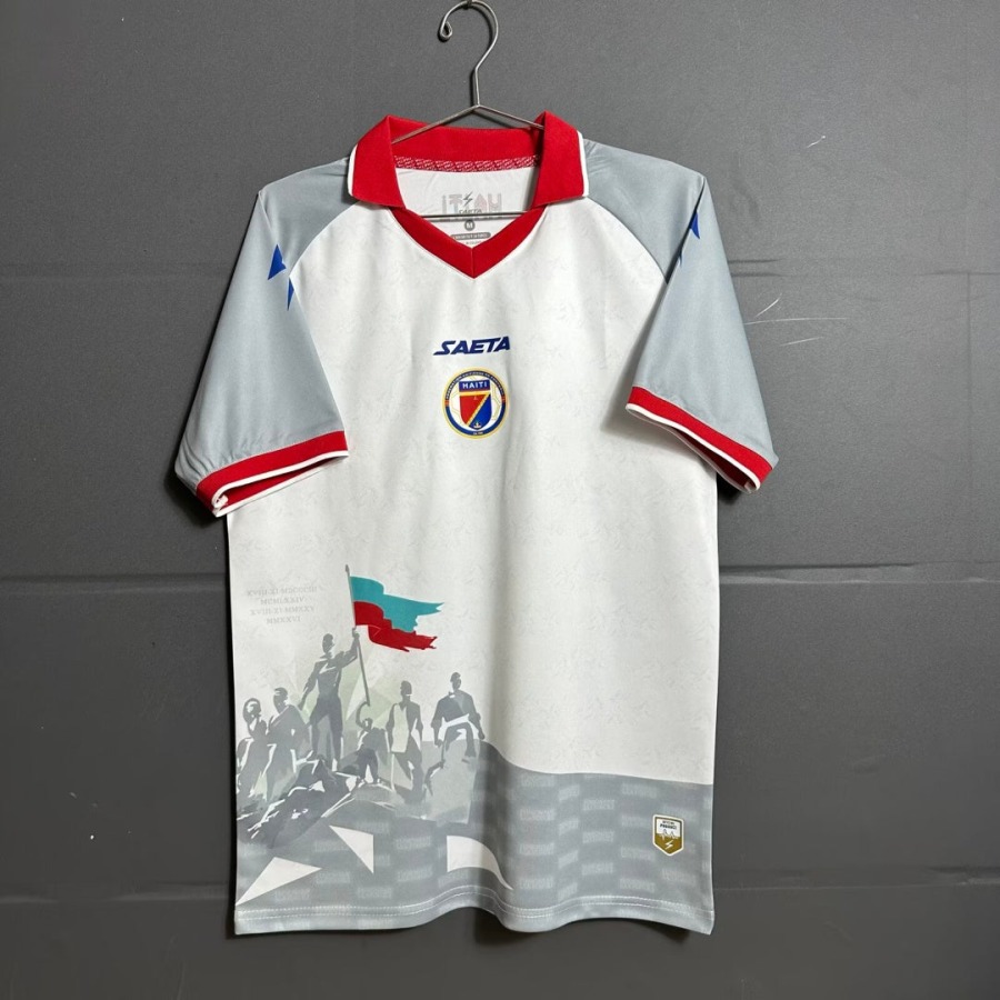 9ebe91af38ed4b857697faac8db9c974.jpg Maillot Haïti Extérieur 2026