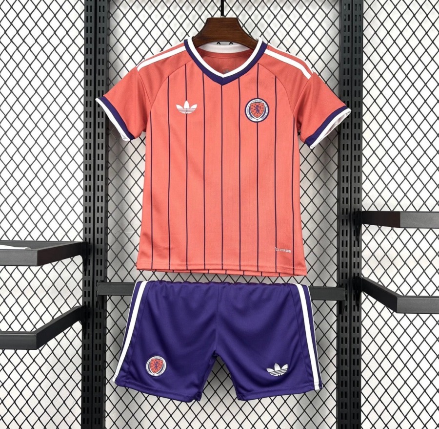 A5BD604A-21A4-4D8E-93B9-5107B0536A62.jpg Maillot Enfant Écosse Extérieur 2026