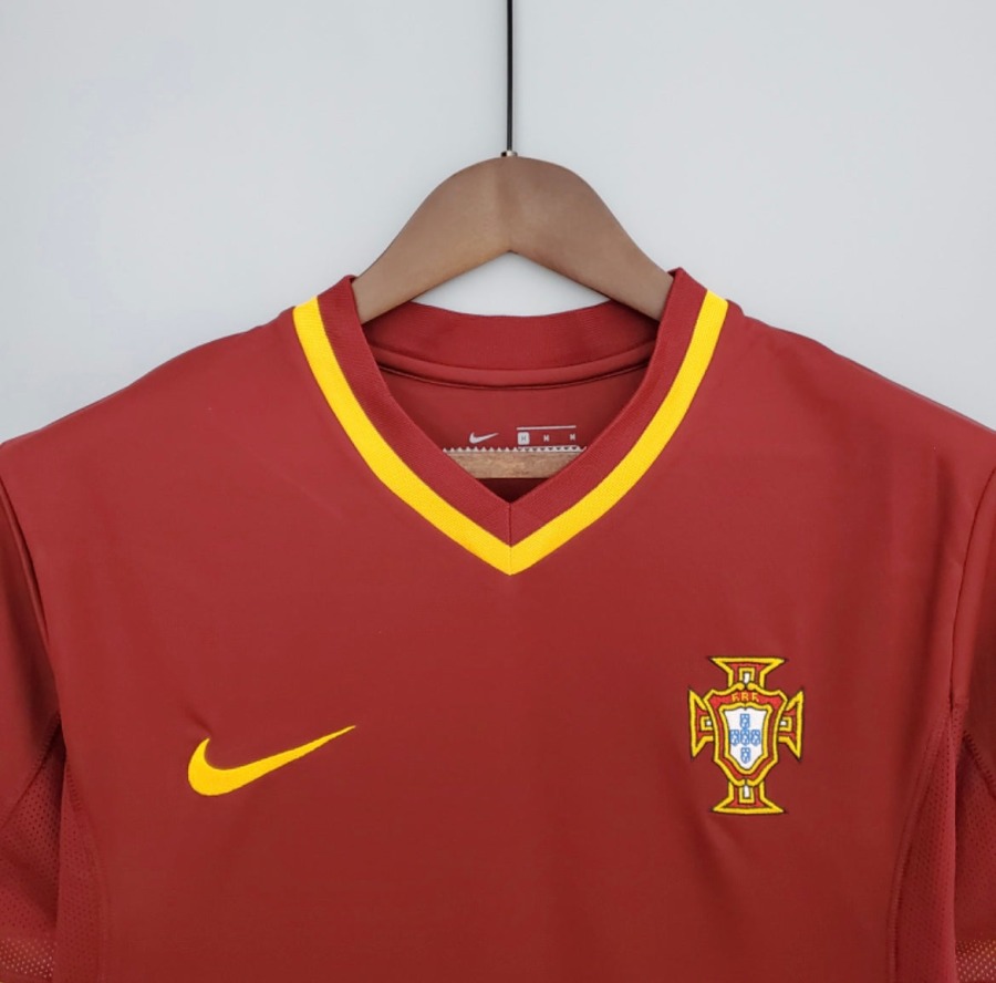 DD92FE50-A8B6-45DB-B054-152EAE9384C5.jpg Maillot Portugal Domicile 2000