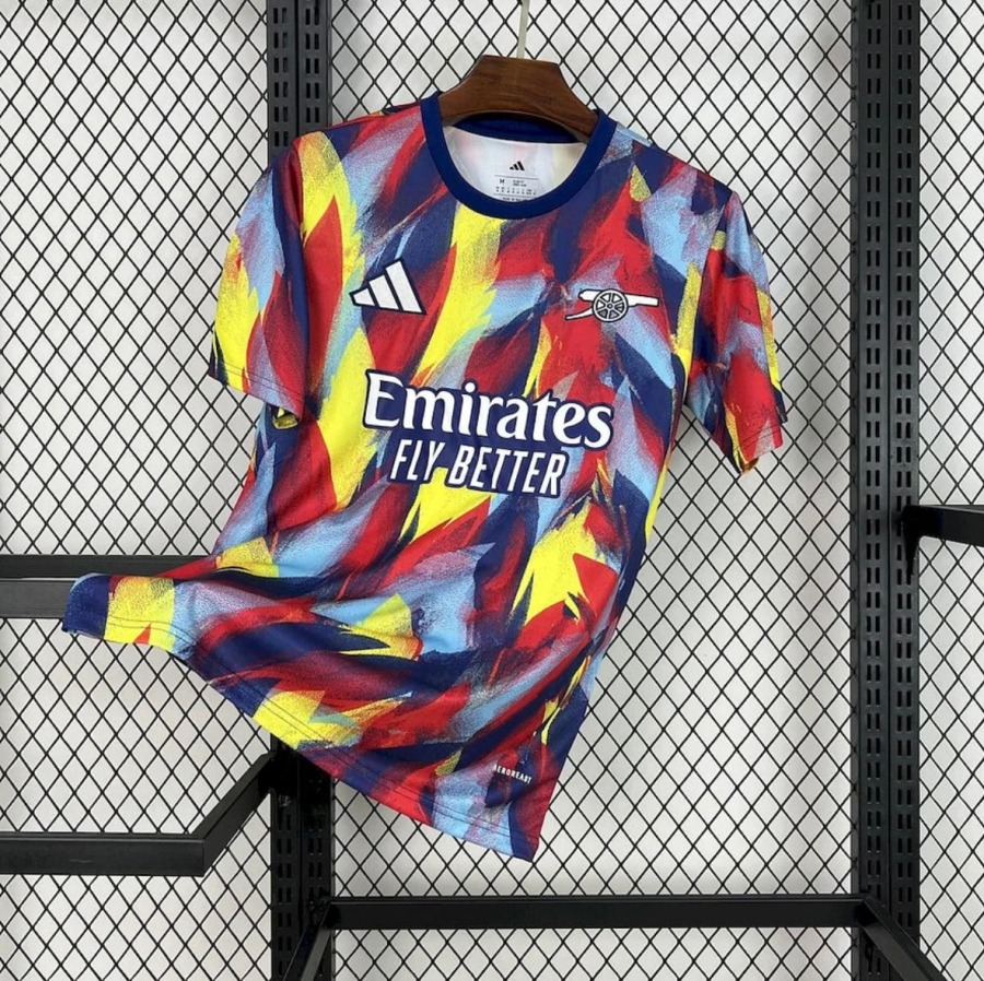 E80548C3-3A9F-42BE-9B93-718E6CDFB35D.jpg Maillot Arsenal 2025/26 Concept