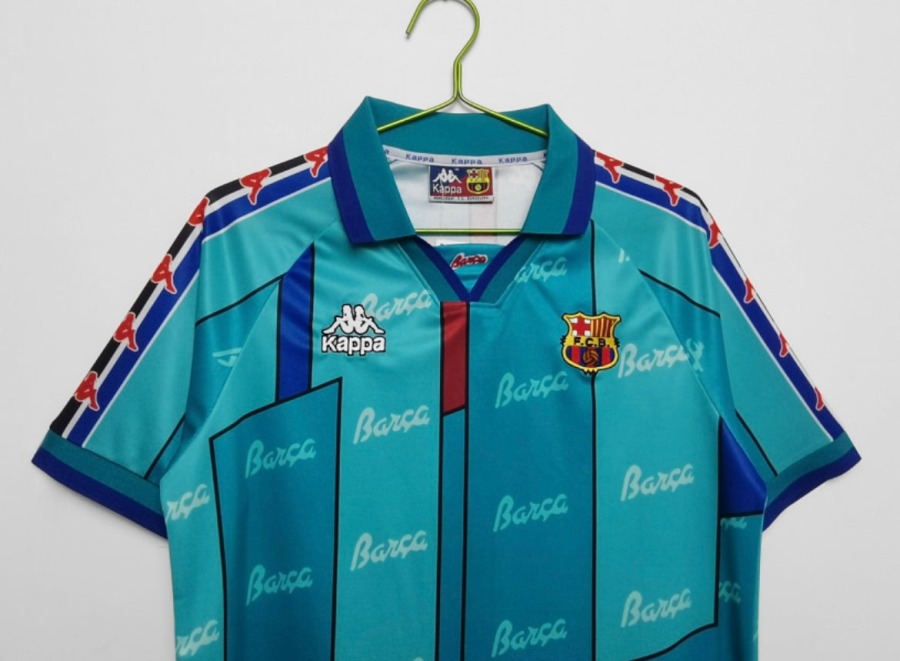 EC323FE0-54CD-49D8-9405-14C5D1DDB0D6.jpg Maillot FC Barcelone Extérieur 1996/97