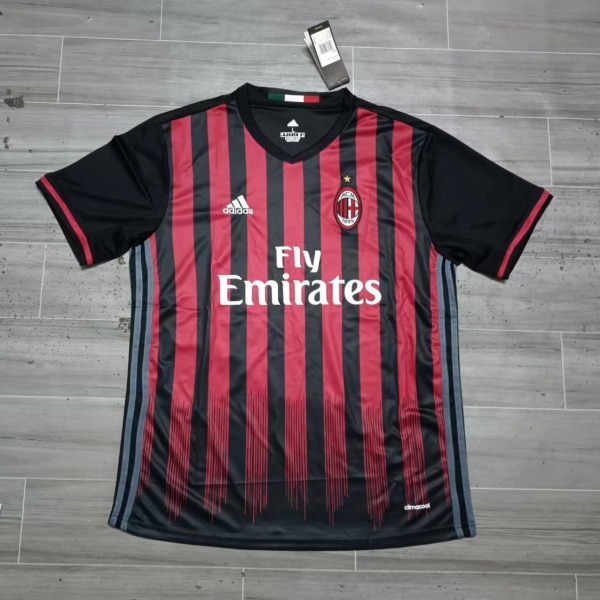 Maillot AC Milan Domicile 2016/17
